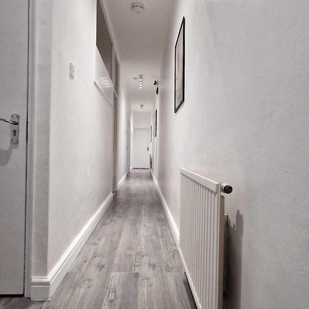 Sapphire Apartments Кардифф Экстерьер фото
