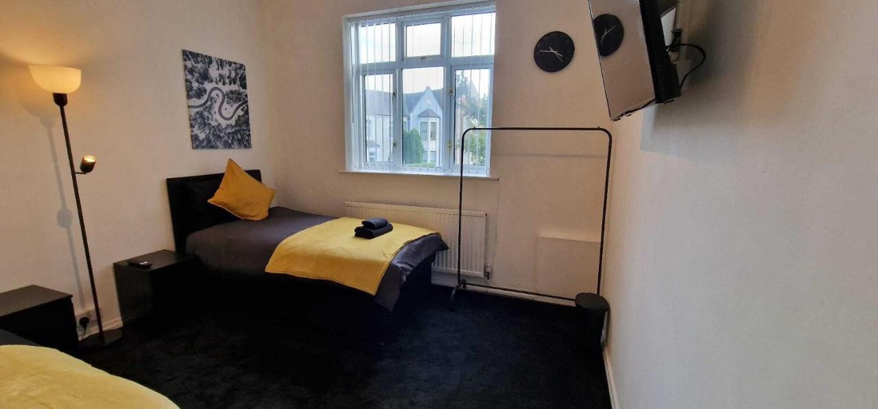Sapphire Apartments Кардифф Экстерьер фото